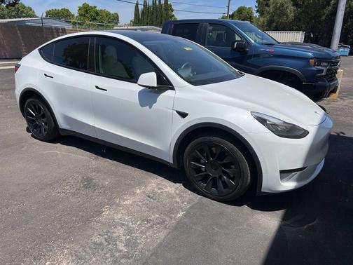2021 Tesla Model Y Long Range Dual Motor All-Wheel Drive