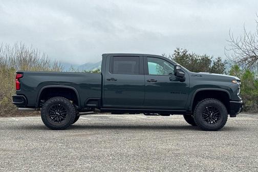 2026 Chevrolet Silverado 2500 Crew Cab, Standard Bed, XR2, 4WD