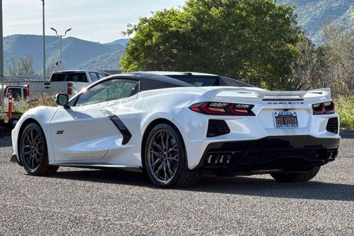 2023 Chevrolet Corvette Stingray w/3LT