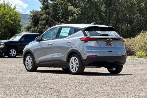 Sterling Gray Metallic 2027 Chevrolet Bolt LT FWD