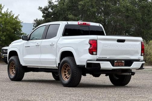 Summit White 2024 Chevrolet Colorado LT