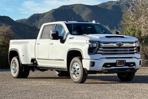 2026 Chevrolet Silverado 3500 High Country