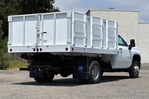2025 Chevrolet Silverado 3500 WT