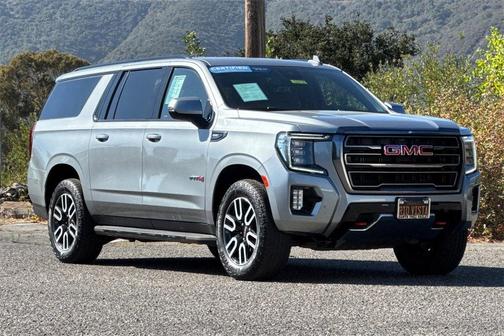 2024 GMC Yukon XL 4WD AT4