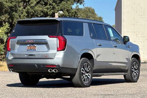 2024 GMC Yukon XL 4WD AT4