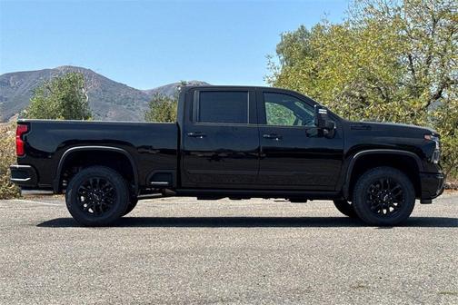 2025 Chevrolet Silverado 3500 High Country