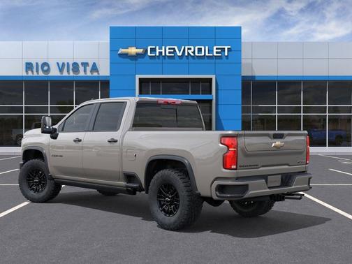 White Sands 2026 Chevrolet Silverado 2500 Crew Cab, Standard Bed, XR2, 4WD
