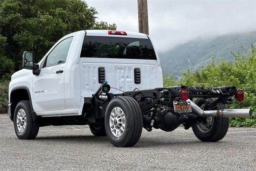 2025 Chevrolet Silverado 2500 WT