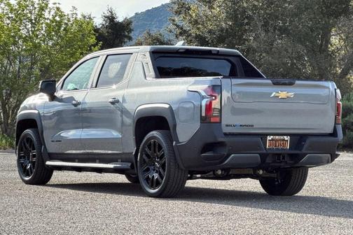 2026 Chevrolet Silverado EV LT
