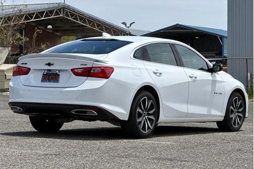 2025 Chevrolet Malibu FWD RS
