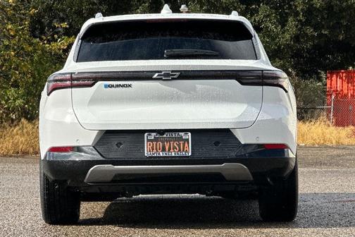 Summit White 2025 Chevrolet Equinox EV LT