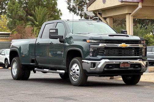 2025 Chevrolet Silverado 3500 LT