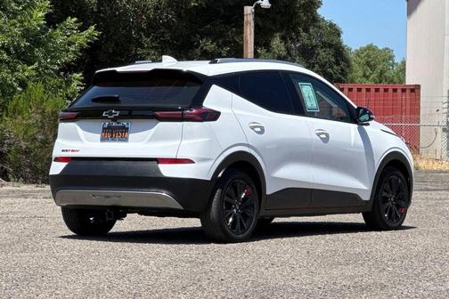 Summit White 2023 Chevrolet Bolt EUV FWD LT