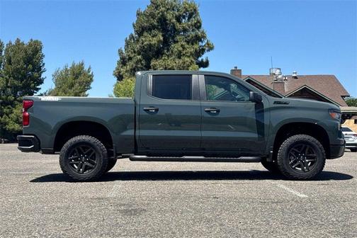 2025 Chevrolet Silverado 1500 Custom Trail Boss