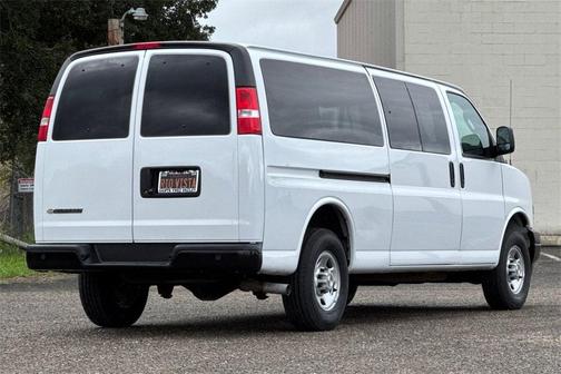 2023 Chevrolet Express 3500 RWD 3500 Extended Wheelbase LS