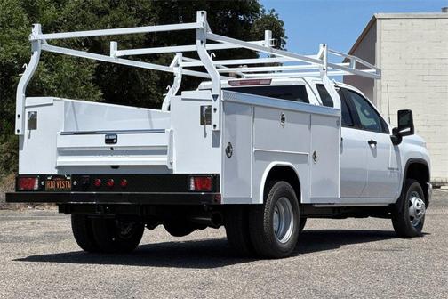 2025 Chevrolet Silverado 3500 WT