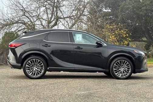 2025 Lexus RX 450h+ Base