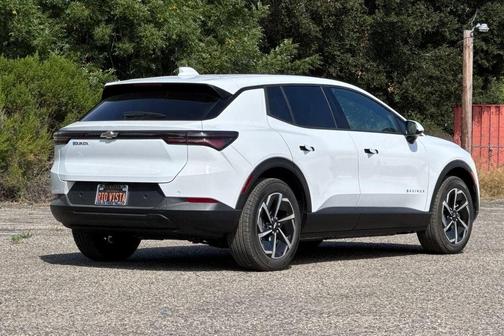 Summit White 2026 Chevrolet Equinox EV LT