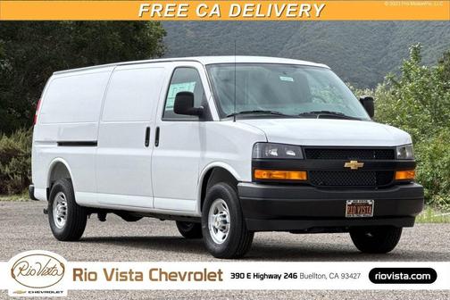 Summit White 2026 Chevrolet Express 2500 LT