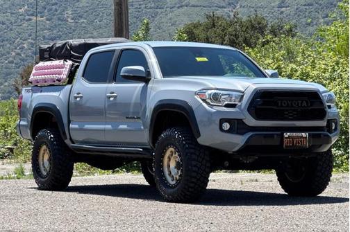 2019 Toyota Tacoma SR