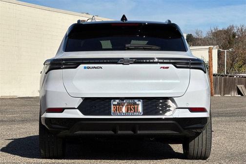 2026 Chevrolet Equinox EV RS