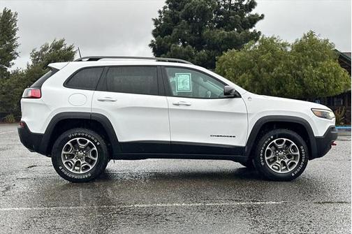 2021 Jeep Cherokee Trailhawk