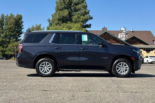 Dark Ash Metallic 2022 Chevrolet Tahoe LT