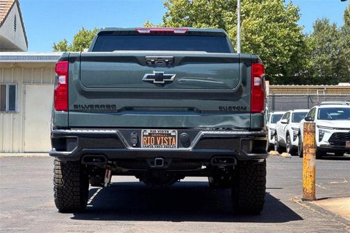 2025 Chevrolet Silverado 1500 Custom Trail Boss