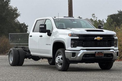 2025 Chevrolet Silverado 3500 WT