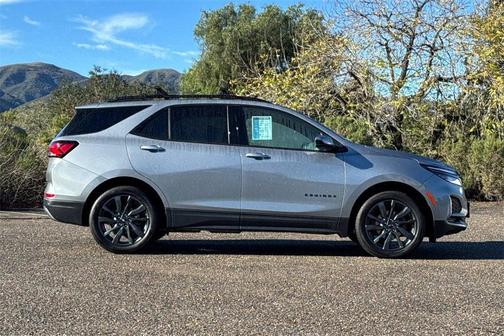 2023 Chevrolet Equinox FWD RS