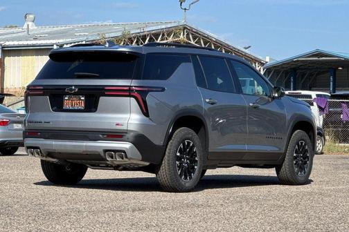 Sterling Gray Metallic 2026 Chevrolet Traverse AWD Z71