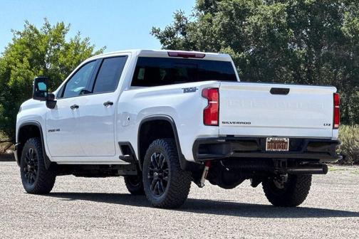Summit White 2026 Chevrolet Silverado 2500 LTZ