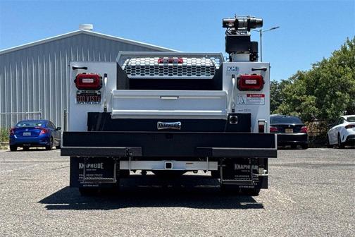 2025 Chevrolet Silverado 3500 WT
