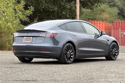 2023 Tesla Model 3 Performance