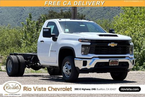 Summit White 2026 Chevrolet Silverado 3500 WT