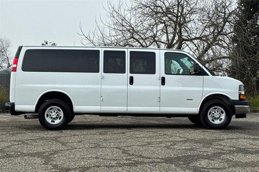 2020 Chevrolet Express 3500 RWD 3500 Extended Wheelbase LS