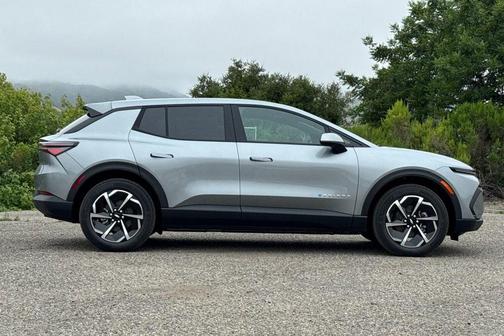 Sterling Gray Metallic 2026 Chevrolet Equinox EV LT