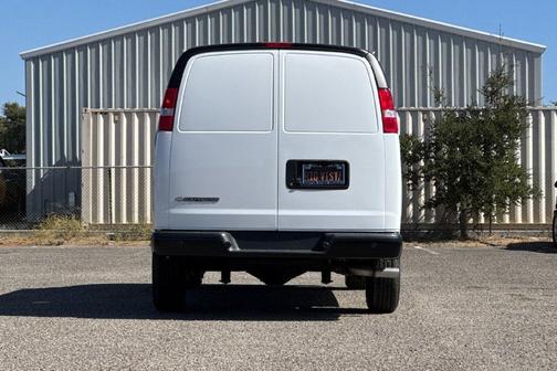 Summit White 2026 Chevrolet Express 2500 LT