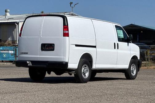 Summit White 2026 Chevrolet Express 2500 LT