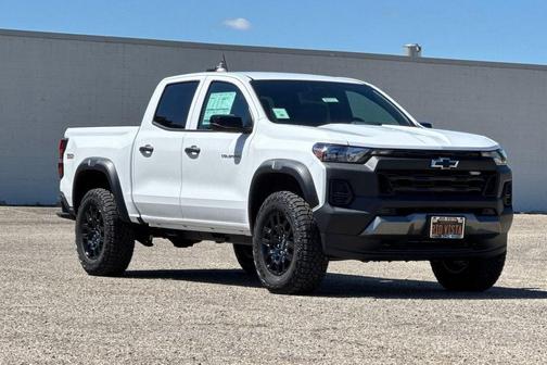 Summit White 2026 Chevrolet Colorado Trail Boss