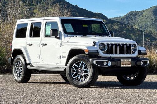 2024 Jeep Wrangler 4-Door Sahara 4x4