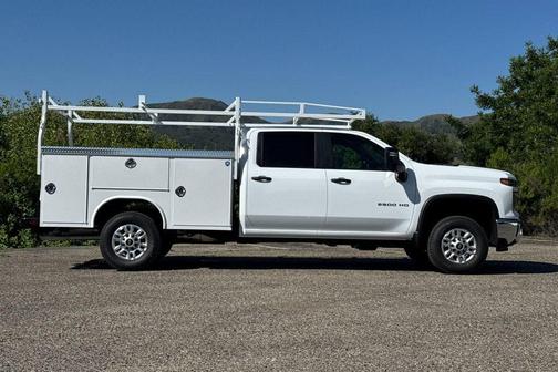 Summit White 2026 Chevrolet Silverado 2500 WT
