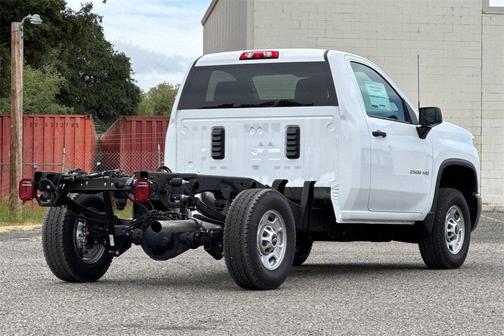 2025 Chevrolet Silverado 2500 WT