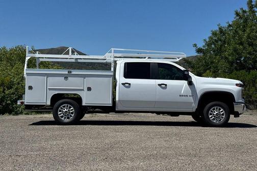 Summit White 2026 Chevrolet Silverado 2500 WT