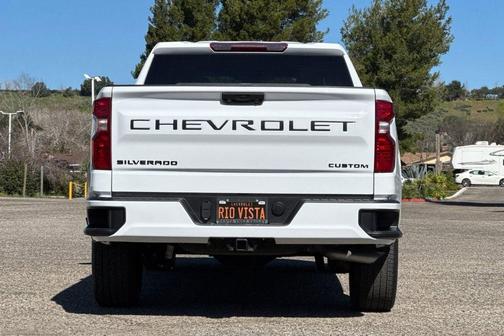 2022 Chevrolet Silverado 1500 Custom