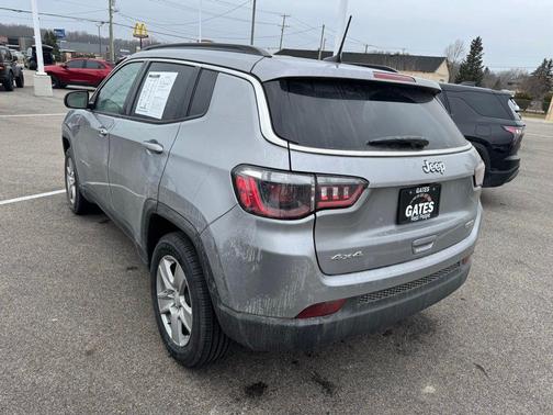 2022 Jeep Compass Latitude