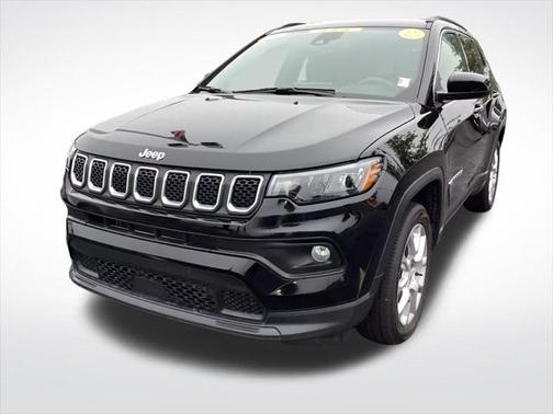 2023 Jeep Compass Latitude Lux