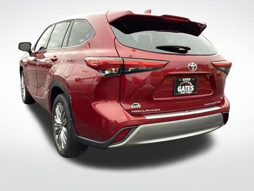 2023 Toyota Highlander Platinum