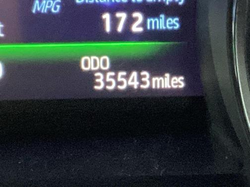 2024 Toyota Camry Hybrid SE