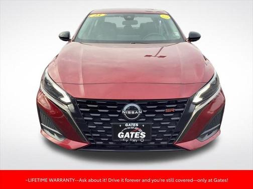 2023 Nissan Altima SR VC-Turbo FWD